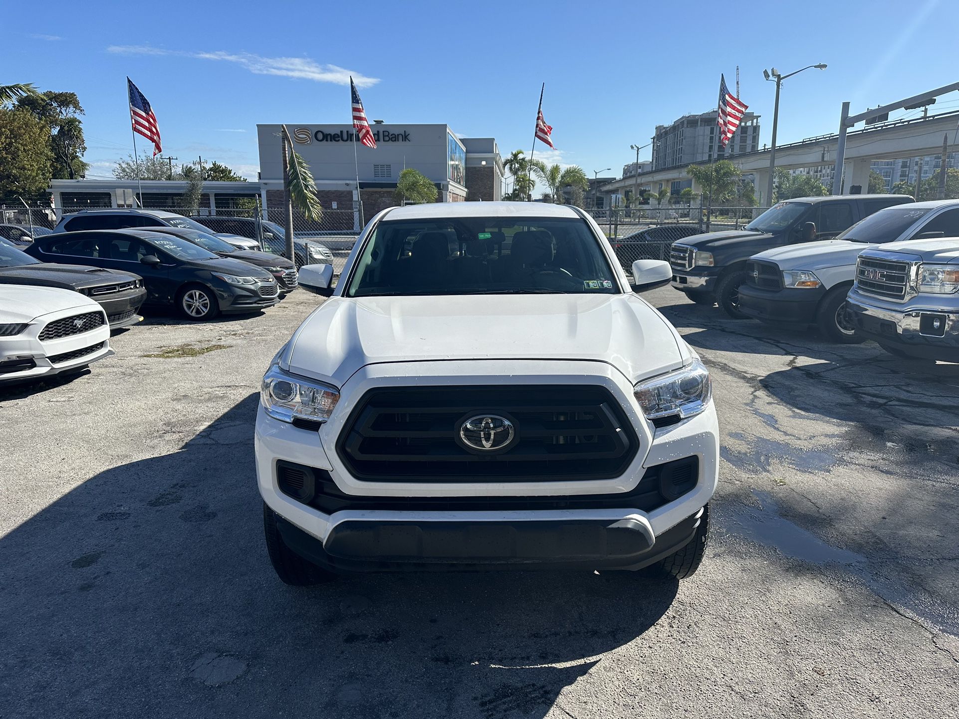 used toyoa tacoma 2022 - front view 1